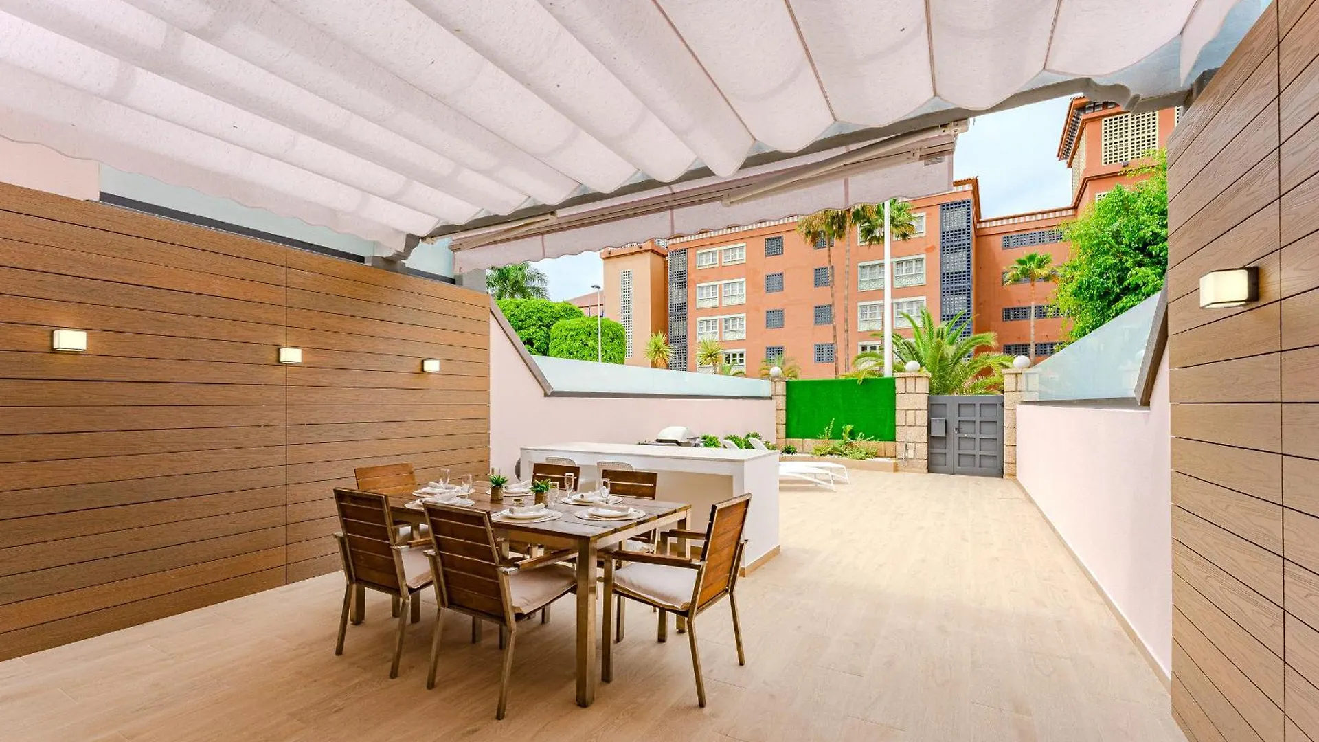 אדחה 3 Bedroom Apartment - Adeje Park ספרד